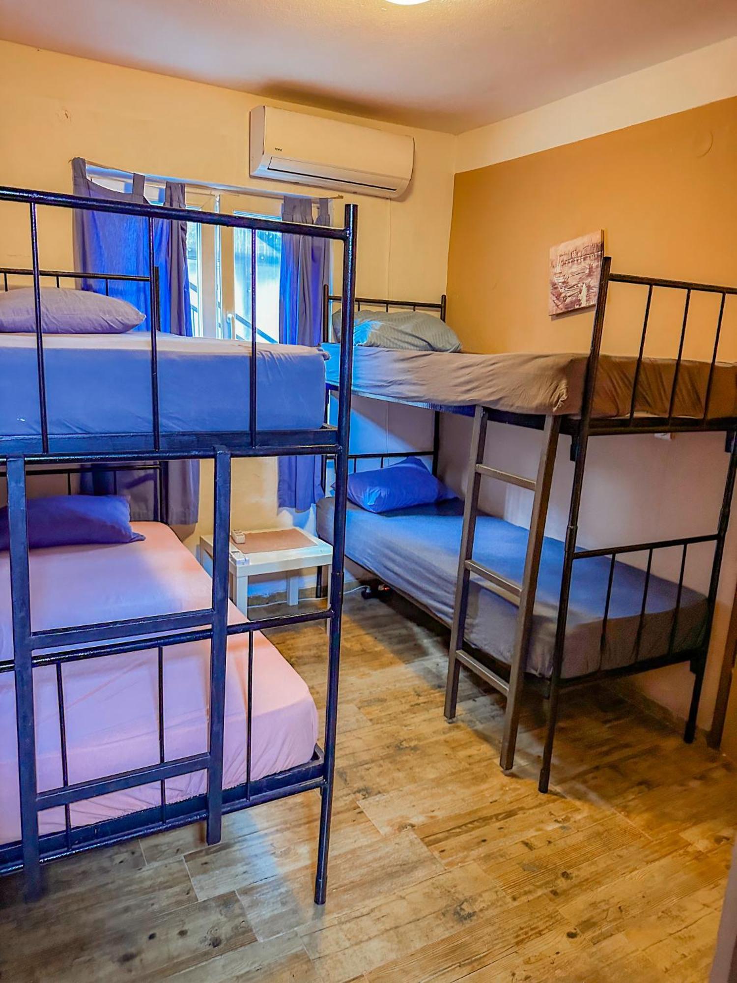 Hostel Anton Тиват Экстерьер фото