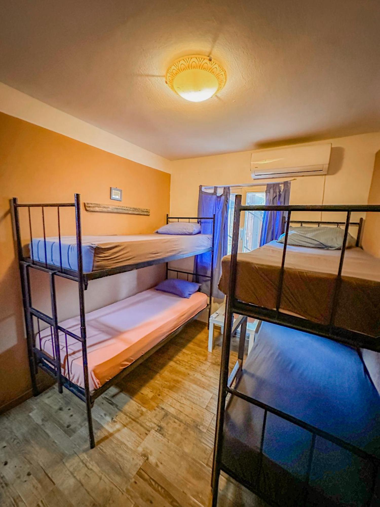 Hostel Anton Тиват Экстерьер фото