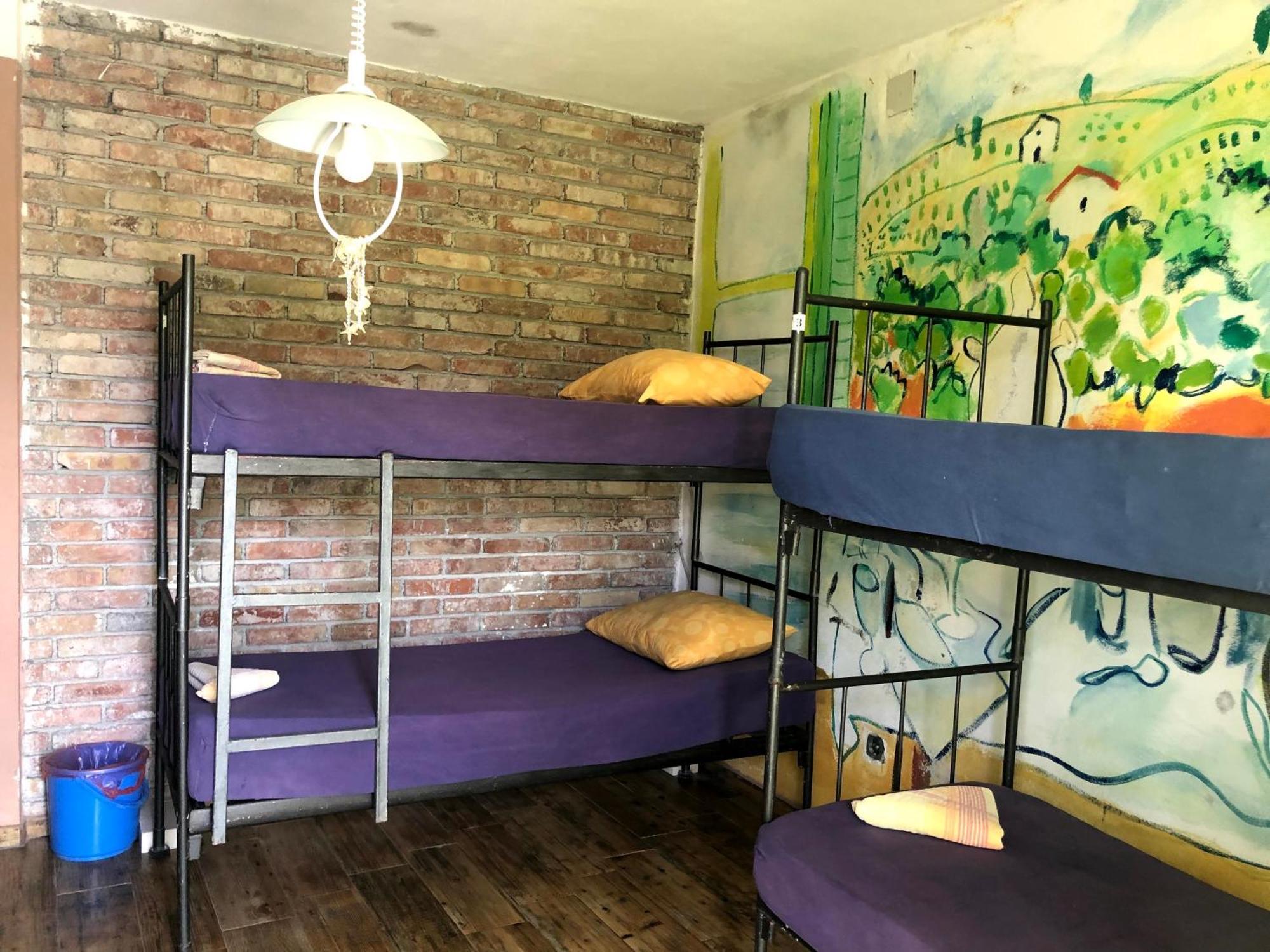 Hostel Anton Тиват Экстерьер фото